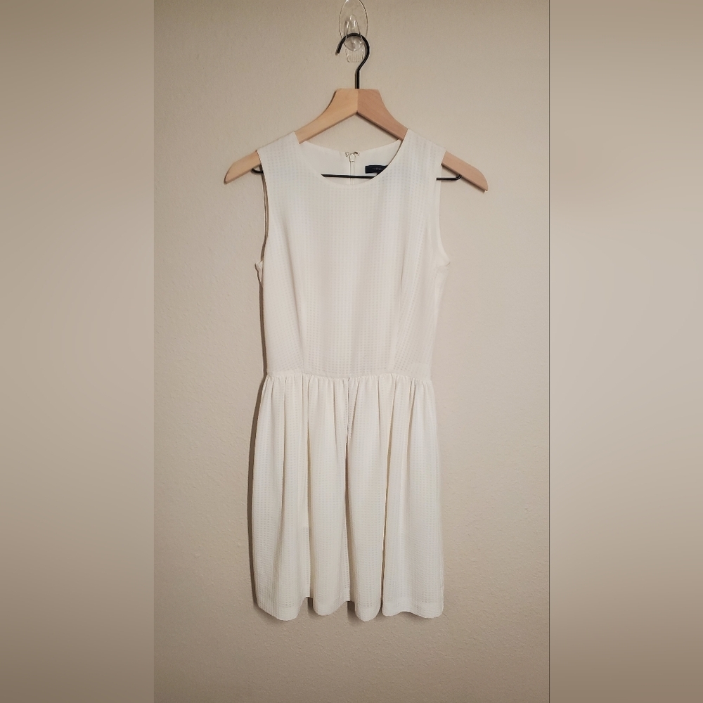 French Connection White Textured Sleevless Fresh S Midi Dress